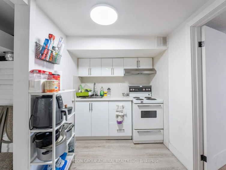206 Habitant Drive, Toronto, ON, M9M 2P5 - 36