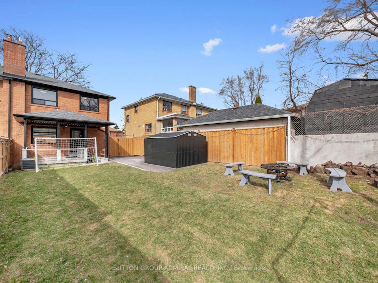 206 Habitant Drive, Toronto, ON, M9M 2P5 - 40