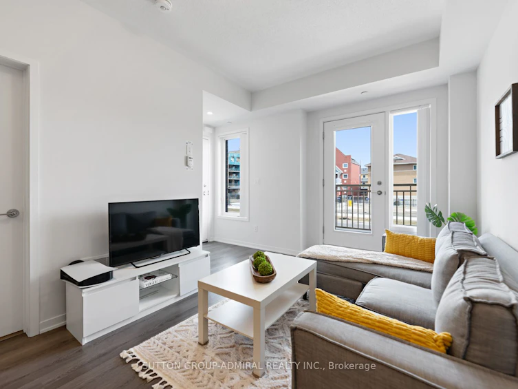 7-260 Twelfth Street, Toronto, ON, M8V 0J6 - 4