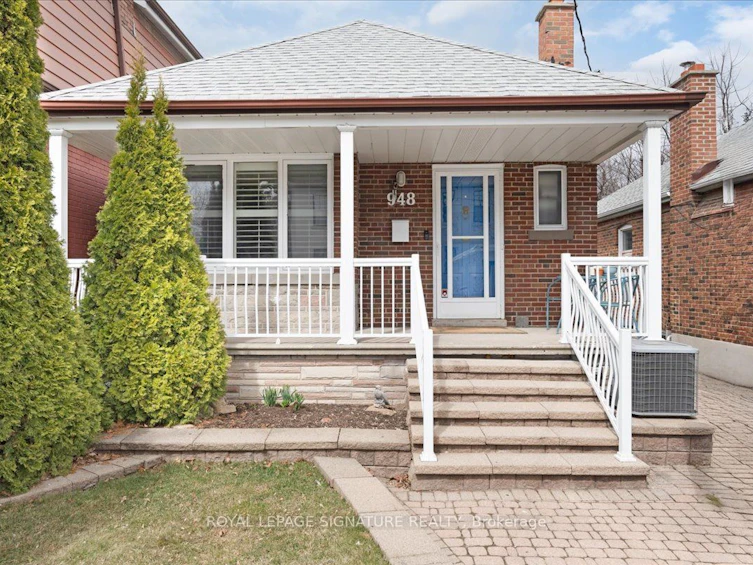 948 Briar Hill Avenue, Toronto, ON, M6B 1M2 - 7