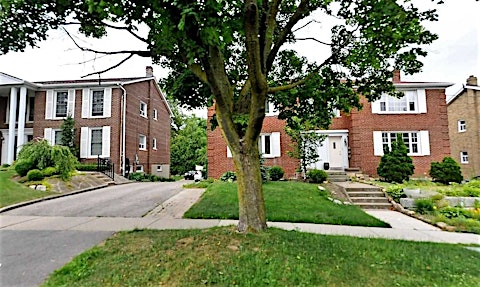 112 Stephen Drive, Toronto, ON, M8Y 3N3