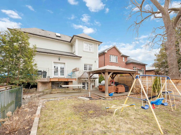 55 Burrows Avenue, Toronto, ON, M9B 4W8 - 49