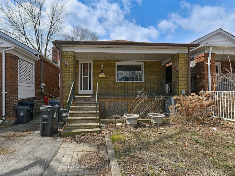 4 Sixth Street, Toronto, ON, M8V 2Z9 - 36