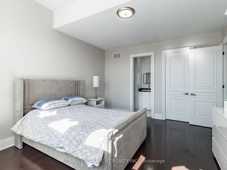 729 Queensway N/A W, Mississauga, ON, L5C 1A7 - 30