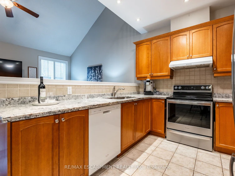 70-2165 Itabashi Way, Burlington, ON, L7M 0A2 - 7