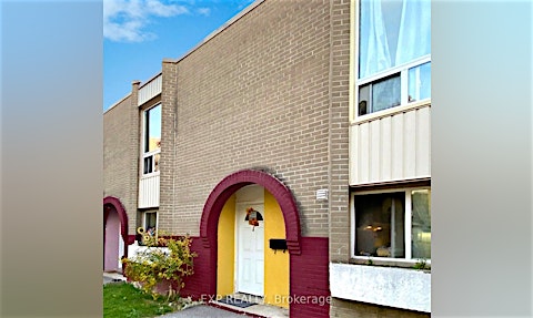 7-61 Driftwood Avenue, Toronto, ON, M3N 2M3