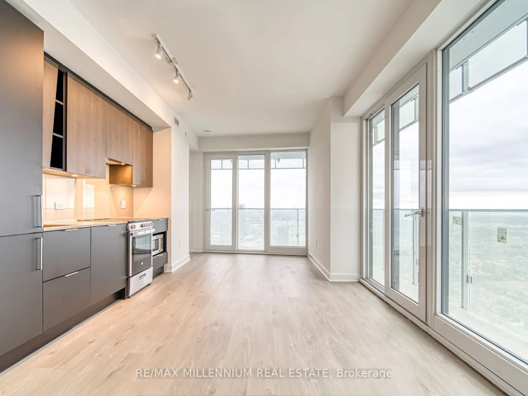 4503-3900 Confederation Parkway, Mississauga, ON, L5B 0M3 - 10