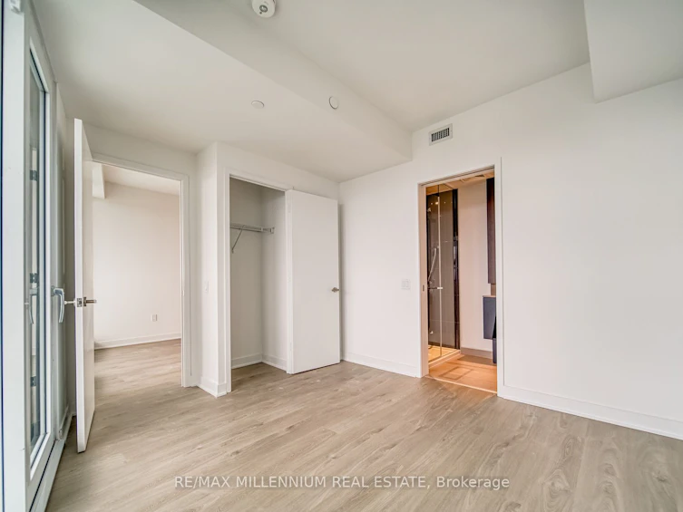 4503-3900 Confederation Parkway, Mississauga, ON, L5B 0M3 - 11