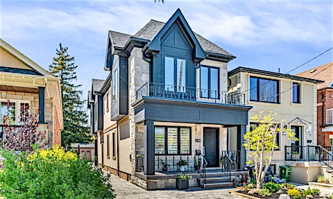 420 Harvie Avenue, Toronto, ON, M6E 4L8