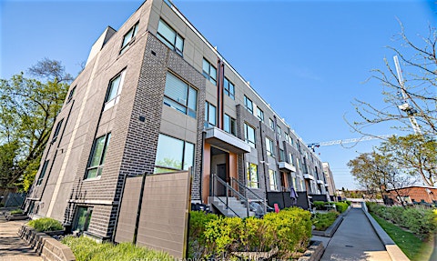 35-650 Atwater Avenue, Mississauga, ON, L5G 4K7