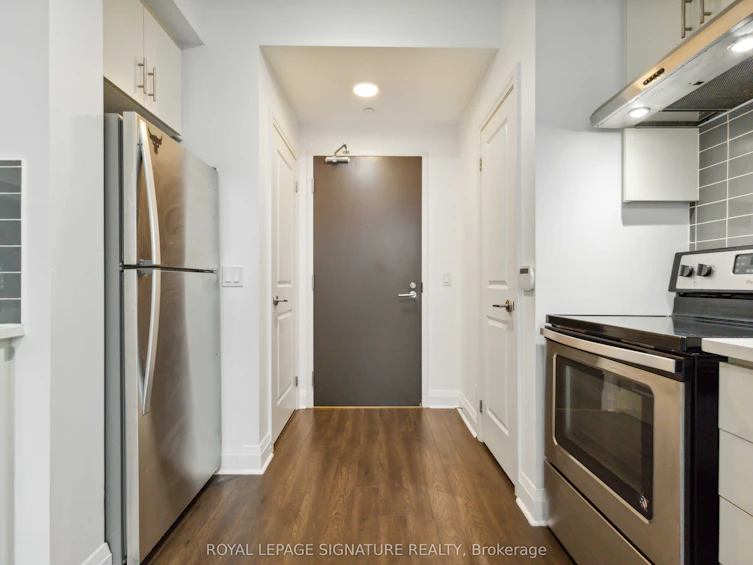 412-17 Zorra Street, Toronto, ON, M8Z 0C8 - 2