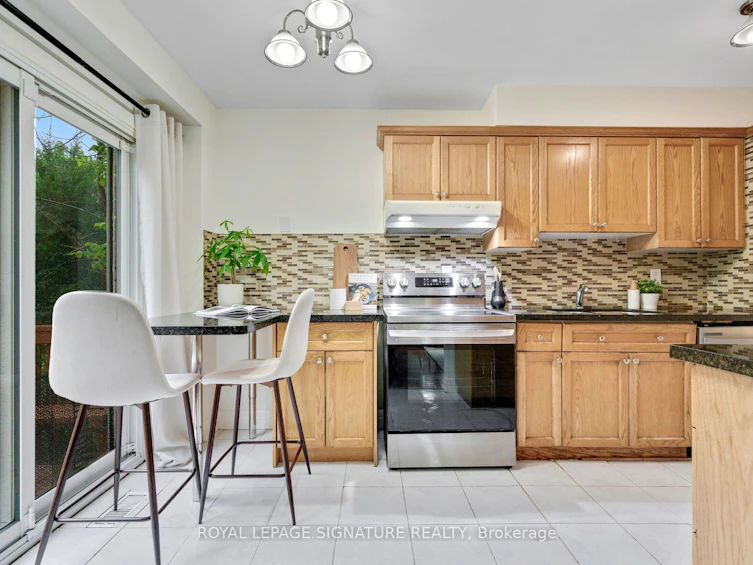 714 Galloway Crescent, Mississauga, ON, L5C 3W1 - 9