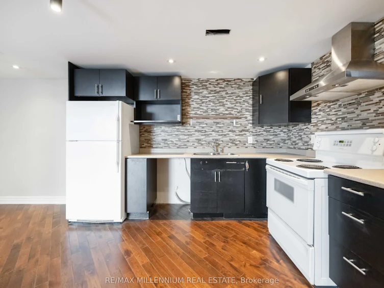 1603-330 Dixon Road, Toronto, ON, M9R 1S9 - 10