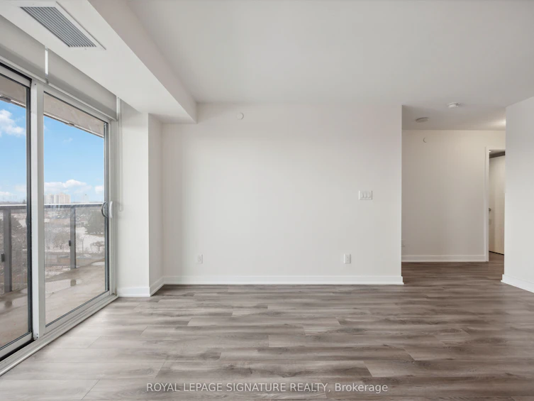 906-160 Flemington Road, Toronto, ON, M6A 0A9 - 13