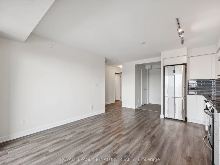 906-160 Flemington Road, Toronto, ON, M6A 0A9 - 10