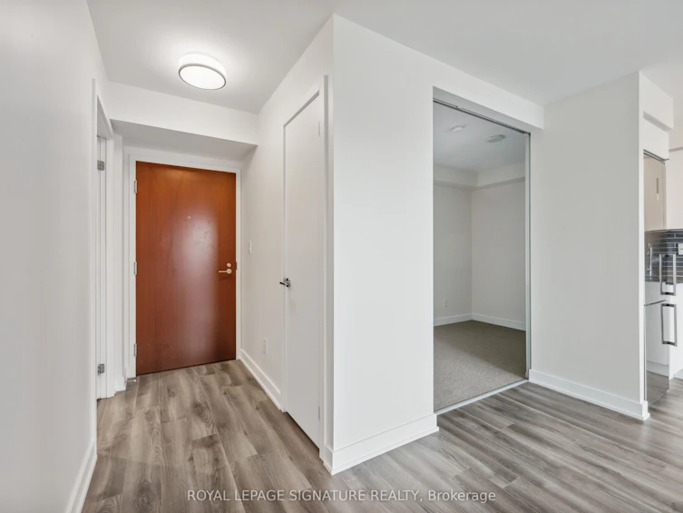 906-160 Flemington Road, Toronto, ON, M6A 0A9 - 2