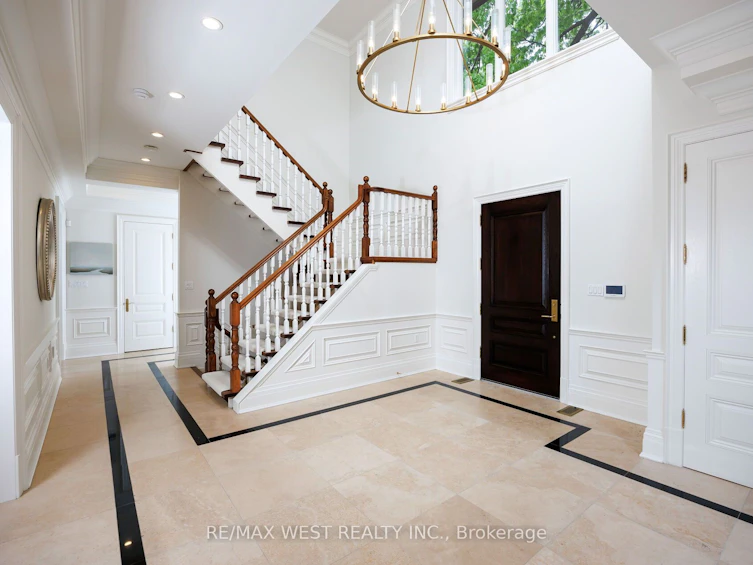 23 Valecrest Drive, Toronto, ON, M9A 4P4 - 4