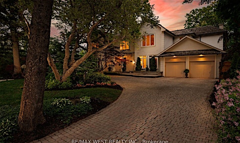 23 Valecrest Drive, Toronto, ON, M9A 4P4