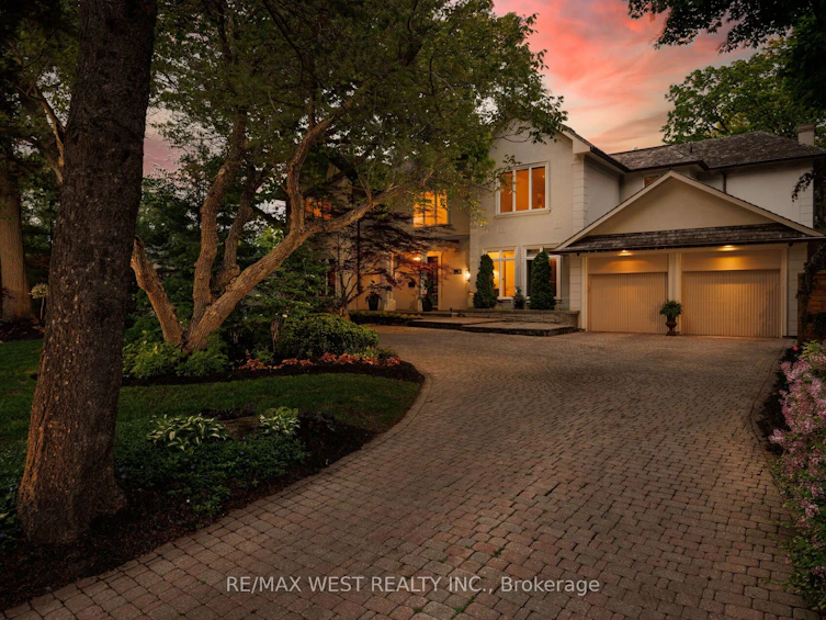 23 Valecrest Drive, Toronto, ON, M9A 4P4