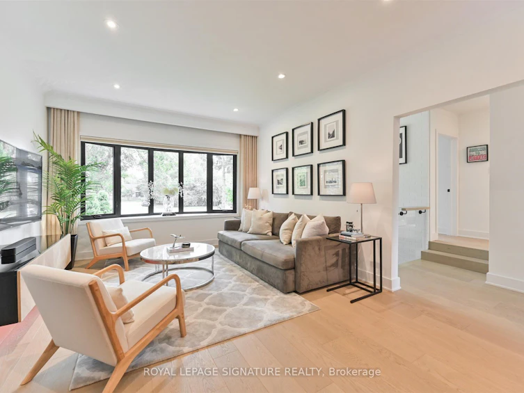 995 Dormer Street, Mississauga, ON, L5E 1T7 - 9