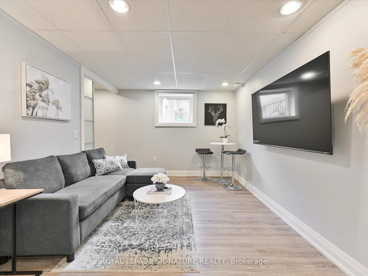 995 Dormer Street, Mississauga, ON, L5E 1T7 - 35