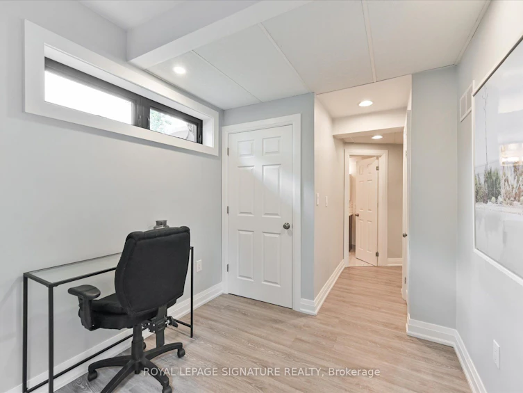 995 Dormer Street, Mississauga, ON, L5E 1T7 - 32