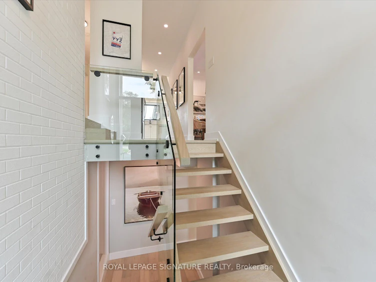 995 Dormer Street, Mississauga, ON, L5E 1T7 - 6
