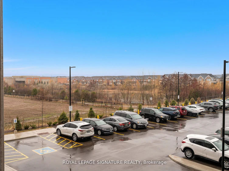 239-405 Dundas Street W, Oakville, ON, L6M 5P9 - 13