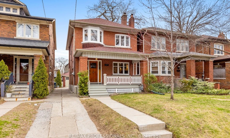 377 Armadale Avenue