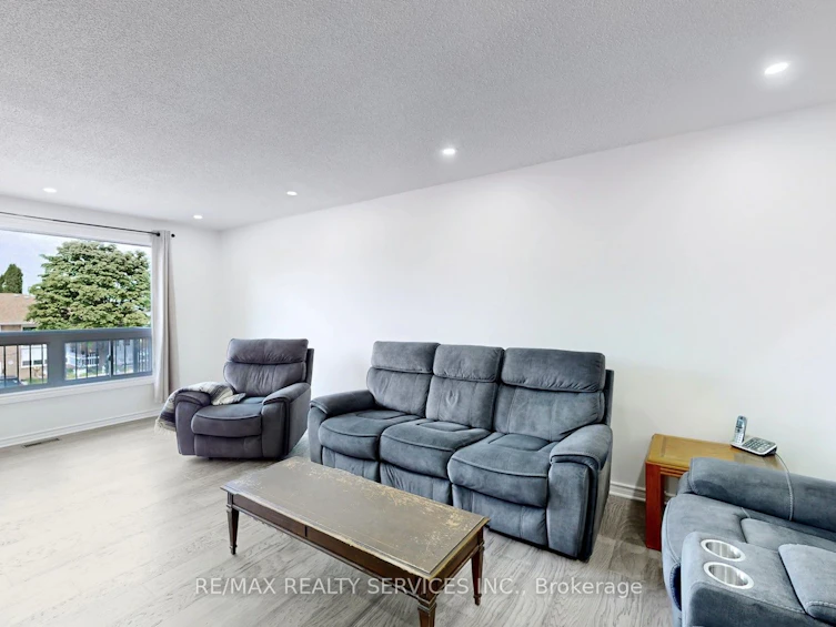 46 Gainsborough Road, Brampton, ON, L6S 1X1 - 11