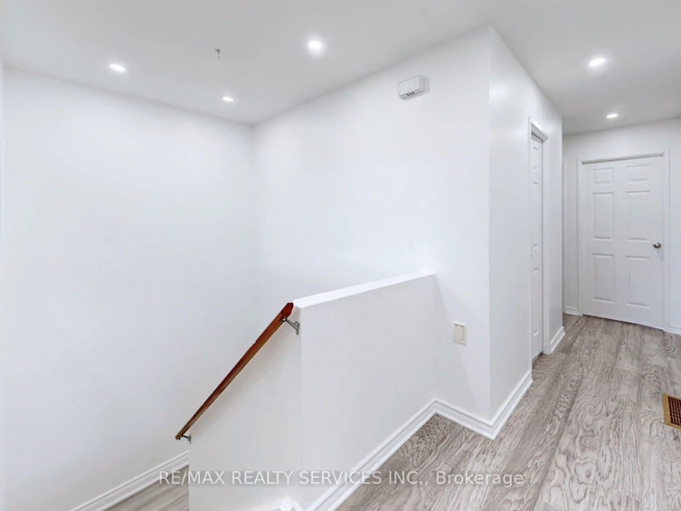 46 Gainsborough Road, Brampton, ON, L6S 1X1 - 9