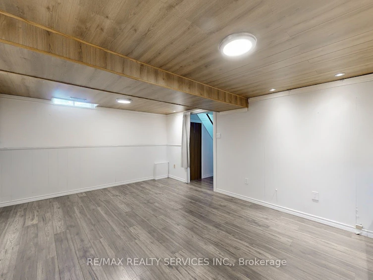 29 Gulliver Crescent, Brampton, ON, L6S 1T1 - 36