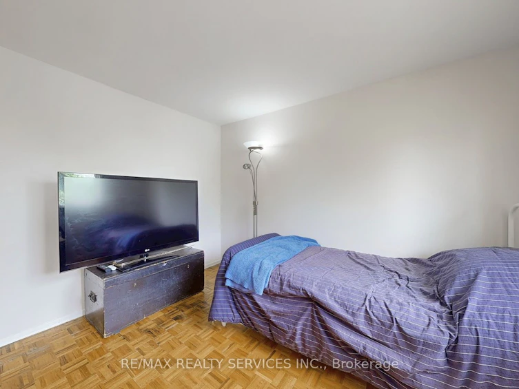 29 Gulliver Crescent, Brampton, ON, L6S 1T1 - 26