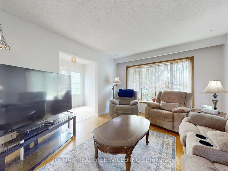 29 Gulliver Crescent, Brampton, ON, L6S 1T1 - 7