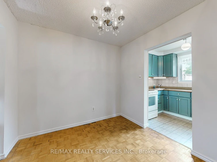 29 Gulliver Crescent, Brampton, ON, L6S 1T1 - 11