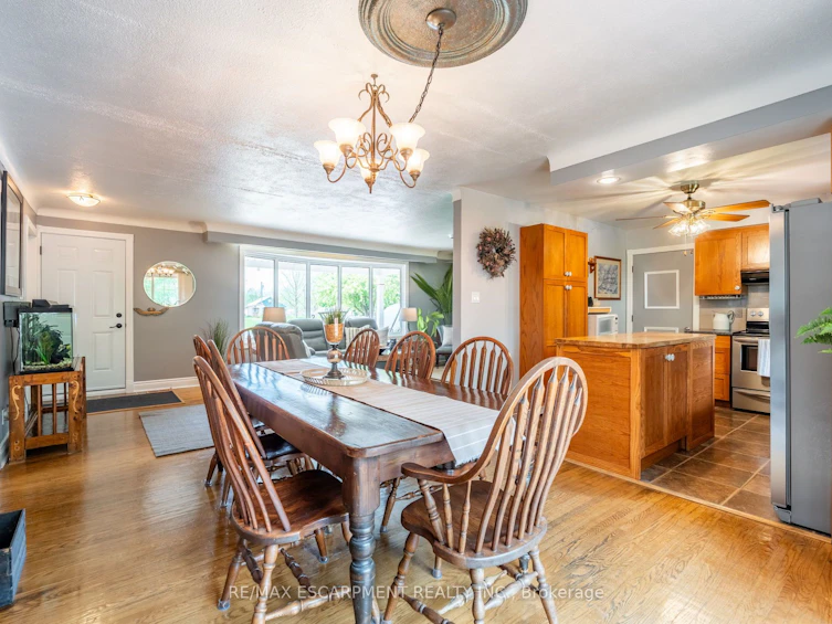 2718 No 8 Side Road, Burlington, ON, L7P 0E6 - 13
