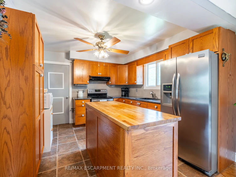 2718 No 8 Side Road, Burlington, ON, L7P 0E6 - 14