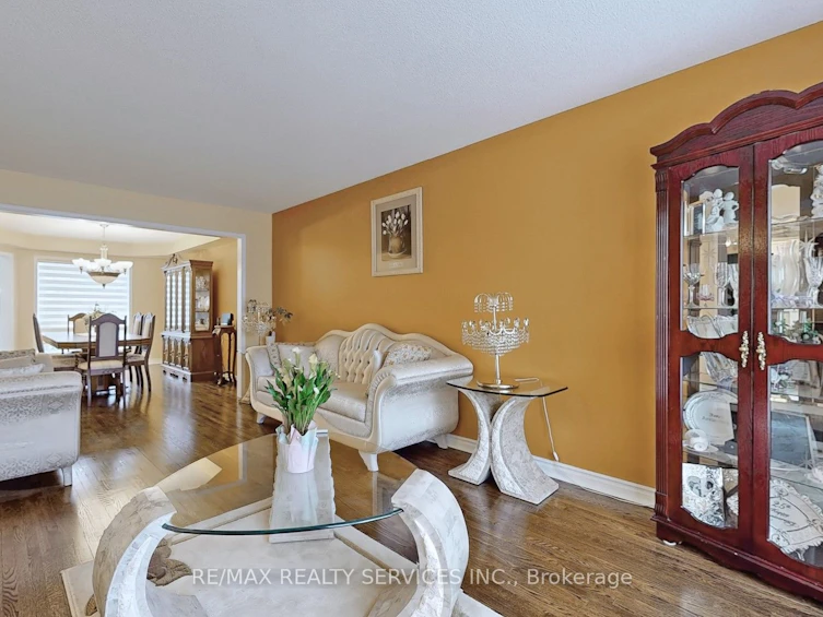 87 Sprucelands Avenue, Brampton, ON, L6R 1N3 - 9
