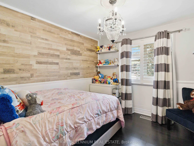 250 Daphne Avenue, Mississauga, ON, L5A 1M6 - 24