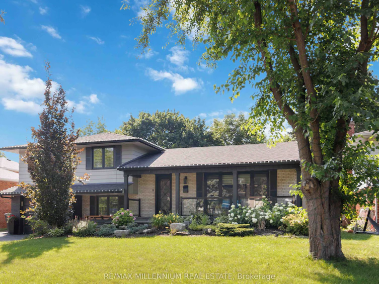 250 Daphne Avenue, Mississauga, ON, L5A 1M6 - 2