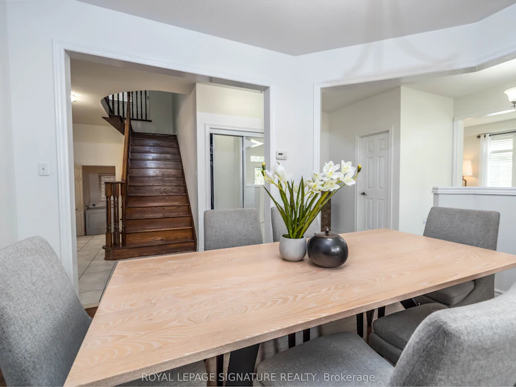 1 Skylar Circle, Brampton, ON, L6P 0Z6 - 11