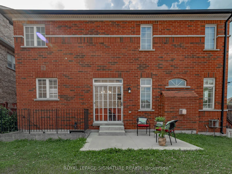 1 Skylar Circle, Brampton, ON, L6P 0Z6 - 45