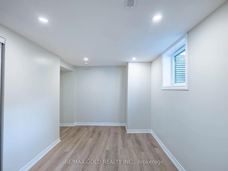 55 Greenwood Crescent, Brampton, ON, L6S 1T2 - 29