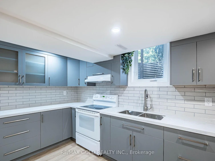 55 Greenwood Crescent, Brampton, ON, L6S 1T2 - 23