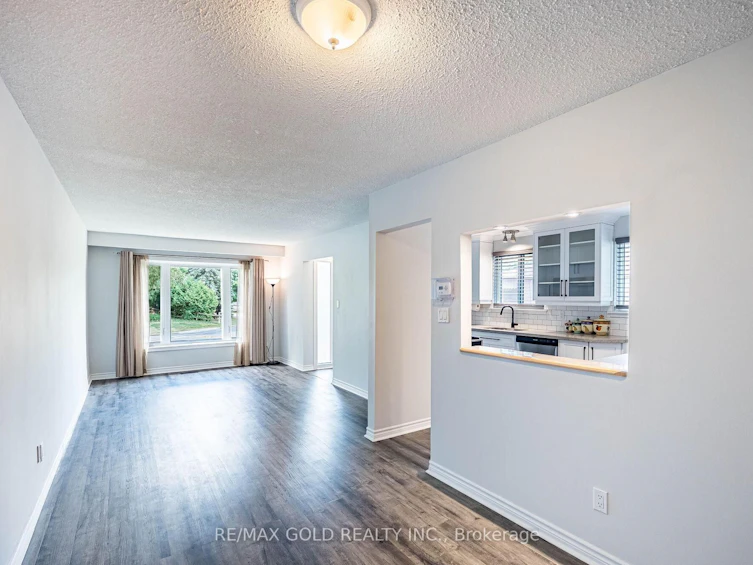 55 Greenwood Crescent, Brampton, ON, L6S 1T2 - 7