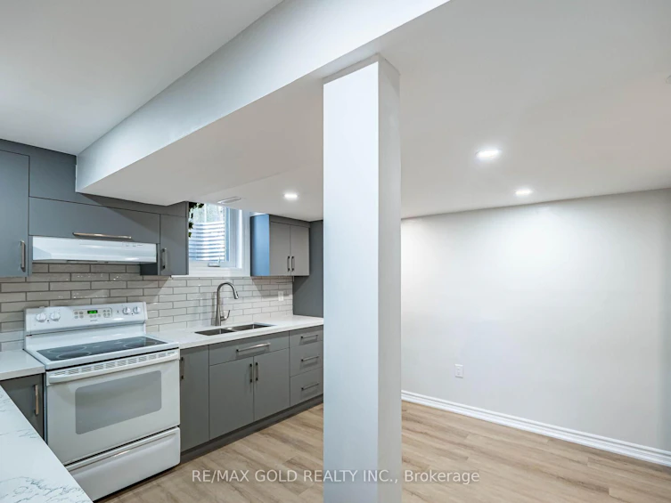 55 Greenwood Crescent, Brampton, ON, L6S 1T2 - 25