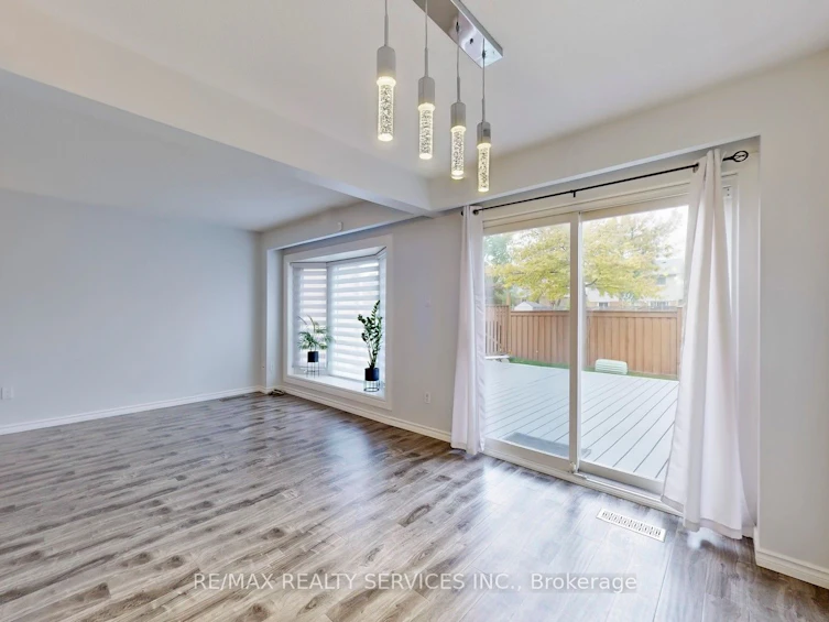 80 Carisbrooke Court, Brampton, ON, L6S 3K1 - 18