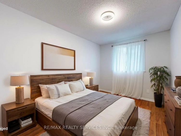 80 Carisbrooke Court, Brampton, ON, L6S 3K1 - 32