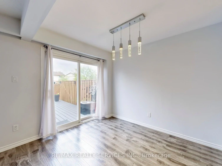 80 Carisbrooke Court, Brampton, ON, L6S 3K1 - 17