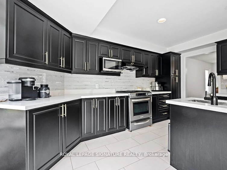 6 Nipigon Court, Brampton, ON, L6S 5T5 - 8